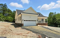 10446 CHERRY HILL RD., CULPEPER, VA 22701