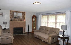 210  S G St, Broken Bow, NE 68822