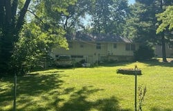 6605 N Agnes Street, Gladstone, MO 64119