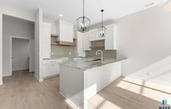 106 N Bryggen Pl, Sioux Falls, SD 57107