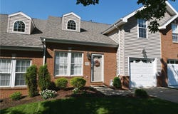 1065 Duncan Ln, Whitehall, PA 15236