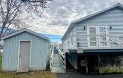 9 Delaware Avenue, Hudson, NY 12534