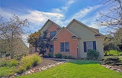 8498 Yorkshire Street NW, Massillon, OH 44646
