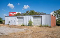 8956 N Us Highway 183, Lockhart, TX 78644