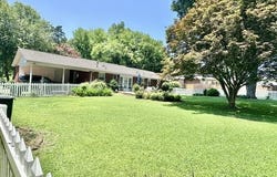 1810 Crestline Ave, Sheffield, AL 35660