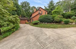 4 Wilbur Road, Lincoln, RI 02865