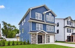 265 Roosevelt Avenue, Freeport, NY 11520