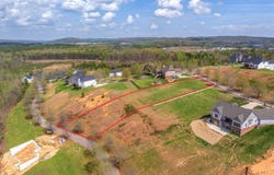 119 Parkberry Rd, Oak Ridge, TN 37830