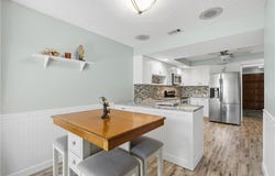 102 SE Crestwood Circle, Stuart, FL 34997