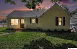 83 S Clarkson Street, Fremont, NE 68025