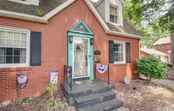 2430 Maxey Street, Alton, IL 62002