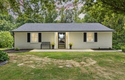 103 Sand Hill Church Road, Irvine, KY 40336