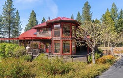 3312 Columbine Rd, Weed, CA 96094-9750