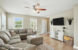 688 Village Pkwy, Lowell, IN 46356