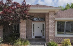 5490 Oakmont Dr, Pace, FL 32571