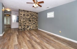 805 East Drive, Sheffield Lake, OH 44054