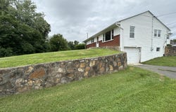 154 North Drive, Marion, VA 24354