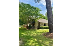 215 W Castlewood Drive, Selma, AL 36701