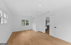 290 OXFORD VALLEY ROAD, YARDLEY, PA 19067