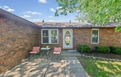 1048 Bermuda Drive, Edwardsville, IL 62025