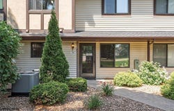 1111 W Royal Oaks Drive, Shoreview, MN 55126