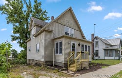 721 W Washington Street, Ionia, MI 48846