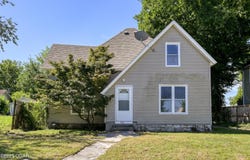 912 Olive Street, Carthage, MO 64836