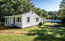 1055 HACKTOWN RD, KESWICK, VA 22947