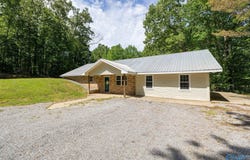 308 Redwood Avenue, Hamilton, AL 35570