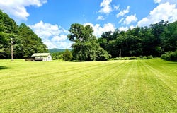 1926 Broad Bottom Road, Pikeville, KY 41501