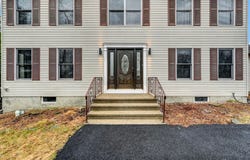 707 Ave F, Stroudsburg, PA 18360