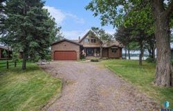 3452 Dakota Trl, Gary, SD 57237
