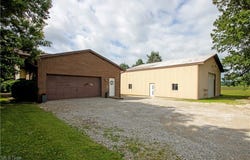 124 7th Avenue NW, Beach City, OH 44608