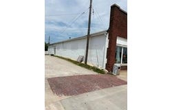1111 E 9th Street, Trenton, MO 64683