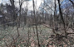 Spruce Dr, Monaca, PA 15061