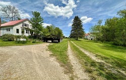 4101 Peace Road SE, Carrollton, OH 44615
