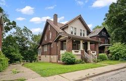 3341 Beacon Hill Ave, Dormont, PA 15216