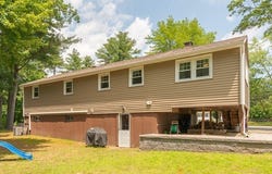 12 Pine St, Pepperell, MA 01463