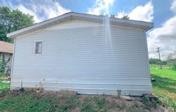 25143  435th St, Pittsfield, IL 62363