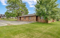 1009/1015 S Kansas Avenue, Springfield, MO 65807