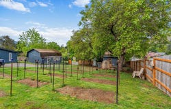 11 SECOND St, Carson, WA 98610