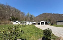 5844 Upper Johns Creek, Kimper, KY 41539