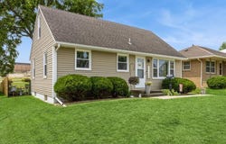 1807 9th Avenue SW, Cedar Rapids, IA 52358