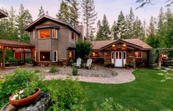 1879 Pima Street, South Lake Tahoe, CA 96150