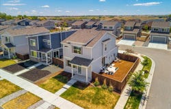 1076 Buck Valley Dr, Berthoud, CO 80513