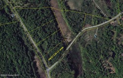 L 4 County Route 21, Hampton, NY 12887