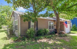 2711 Elizabeth Drive, Brownwood, TX 76801
