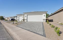 2301 N Shannon Way, Mesa, AZ 85215
