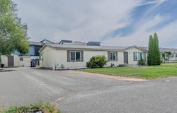 612 N Shamrock Rd, Veradale, WA 99037-8538