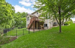2106 Glen Oaks Knl, Coralville, IA 52241